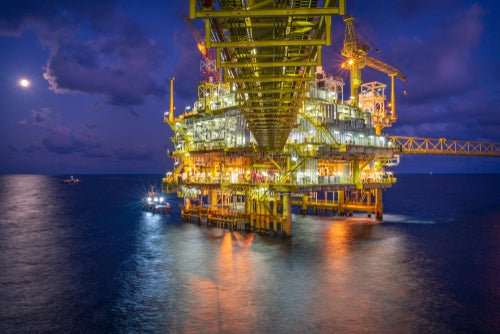 Upstream oil and gas contracts up 1% in August 2022